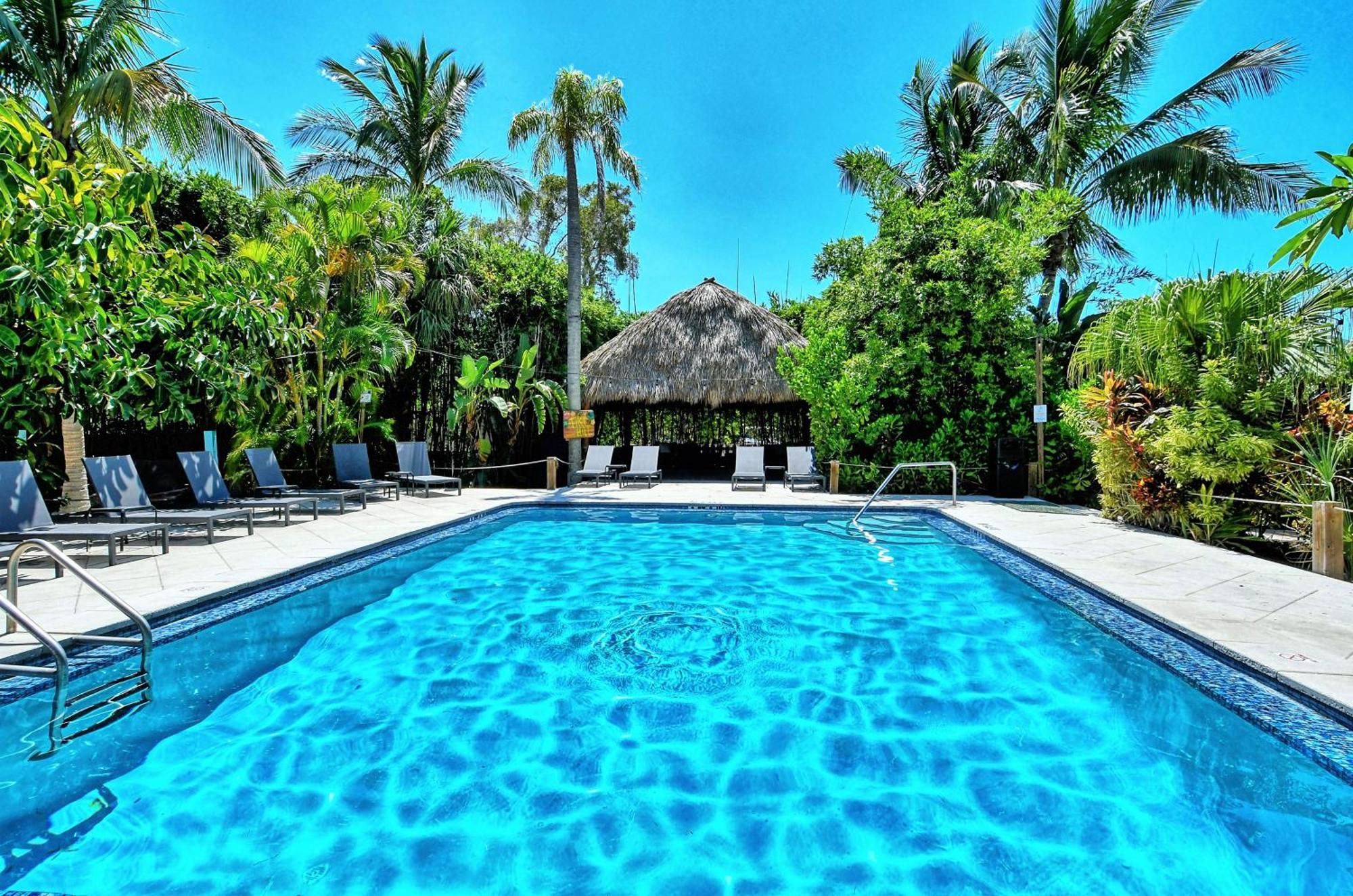 Siesta Key Palms Resort Point O'Rocks المظهر الخارجي الصورة