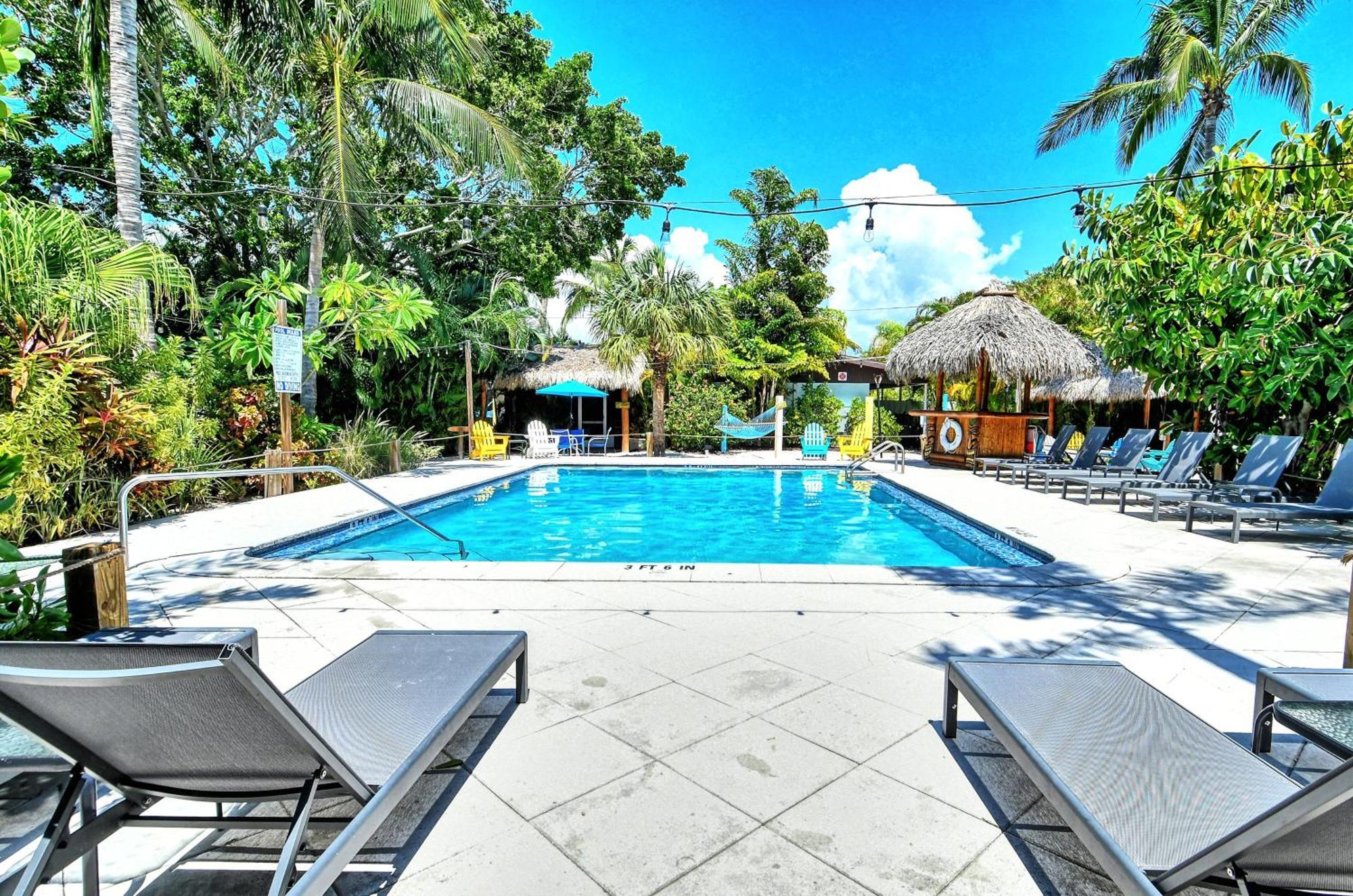 Siesta Key Palms Resort Point O'Rocks المظهر الخارجي الصورة