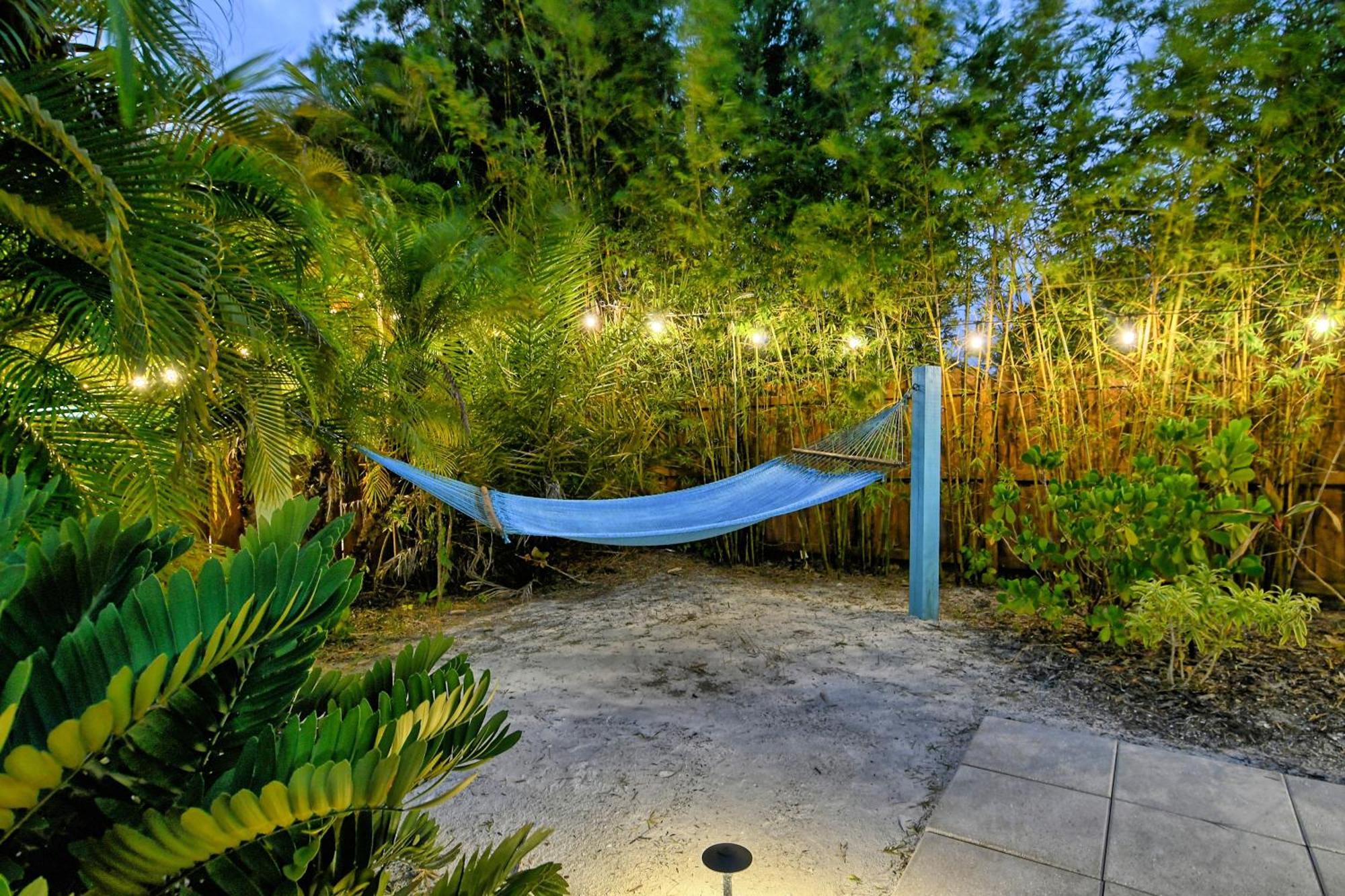 Siesta Key Palms Resort Point O'Rocks المظهر الخارجي الصورة