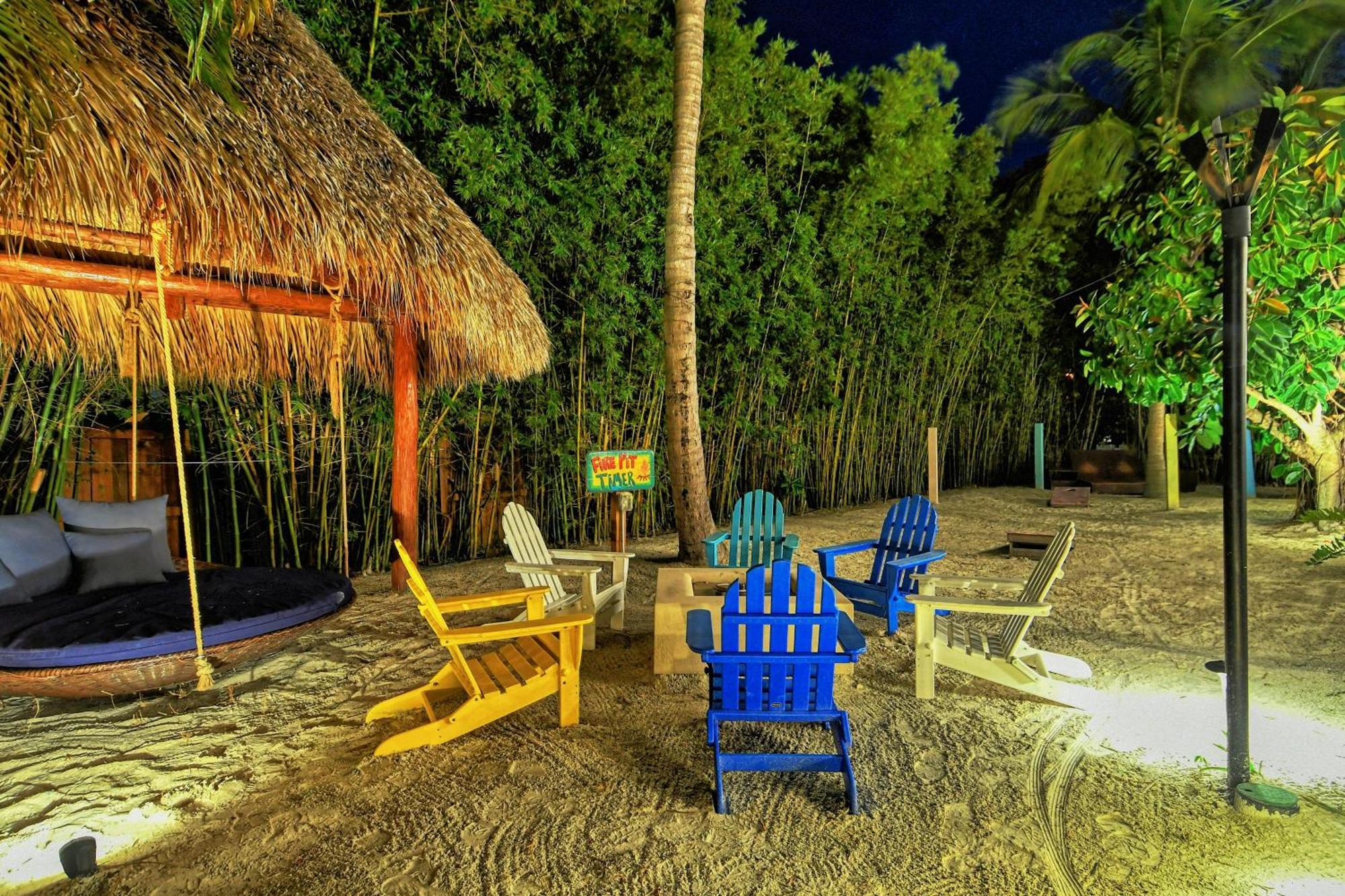 Siesta Key Palms Resort Point O'Rocks المظهر الخارجي الصورة